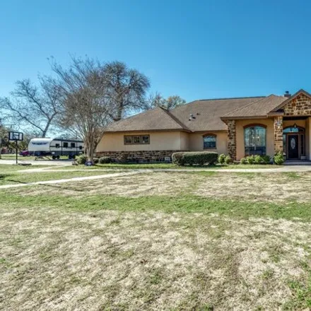 Image 3 - 300 Rose Garden Dr, La Vernia, Texas, 78121 - House for sale