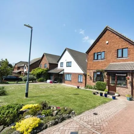 Buy this 4 bed house on 10 Upton Close in Folkestone, CT19 5UG