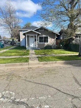 Buy this 4 bed house on 910 California Street in Gridley, Butte County