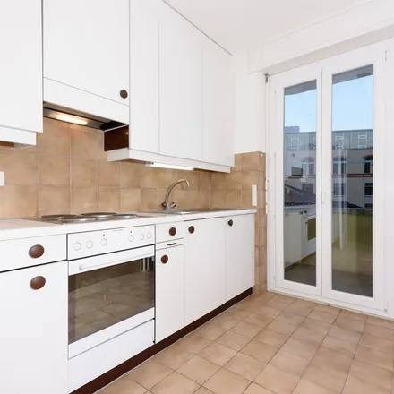 Image 1 - Boulevard de Pérolles 83, 1700 Fribourg - Freiburg, Switzerland - Apartment for rent