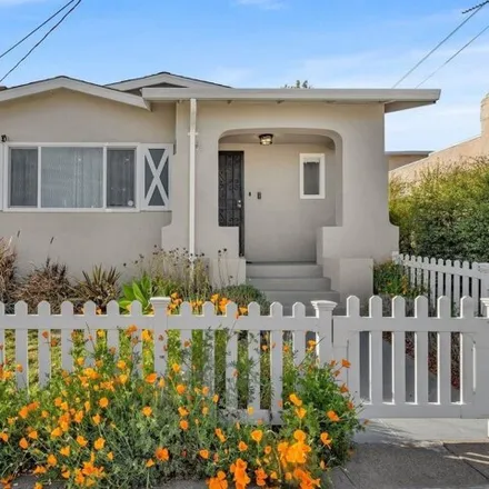 Buy this 3 bed house on 1621 78th Avenue in Oakland, CA 94621