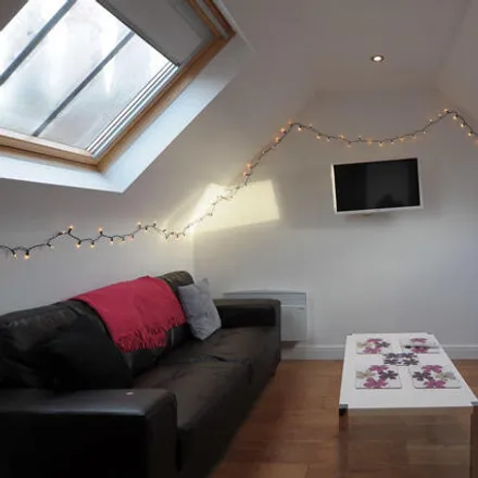Rent this 4 bed apartment on University of Leeds in Hyde Street, Leeds