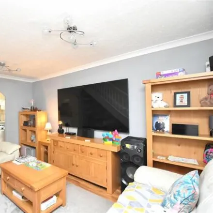 Image 3 - Finbars Walk, Ipswich, IP4 1GY, United Kingdom - Townhouse for sale