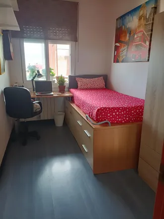 Rent this 3 bed room on Carrer Francesc Macià in 08830 Sant Boi de Llobregat, Spain