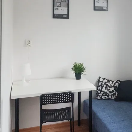 Image 2 - Antoniego Augustynka-Wichury 14, 30-010 Krakow, Poland - Room for rent