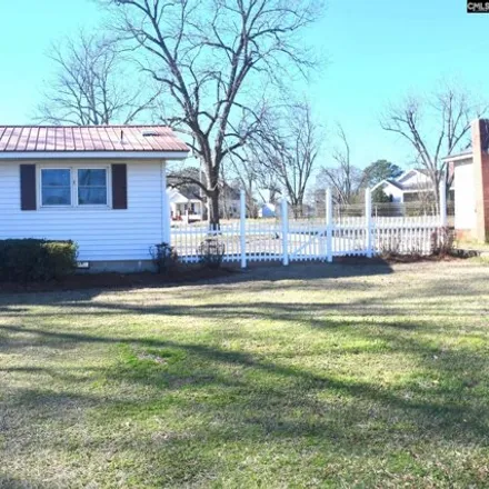 Image 3 - 1674 First Street, Newberry, SC 29108, USA - House for sale