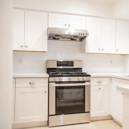 Rent this 3 bed apartment on 1255 Federal Avenue