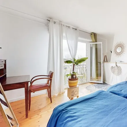 Rent this 2 bed apartment on 56740 Locmariaquer
