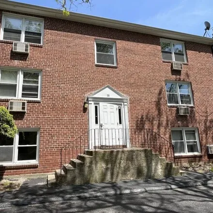 Buy this 1 bed condo on 91 Niles Hill Road in New London, CT 06320