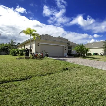 Image 2 - 2126 Sw Vista Rd, Port Saint Lucie, Florida, 34953 - House for sale