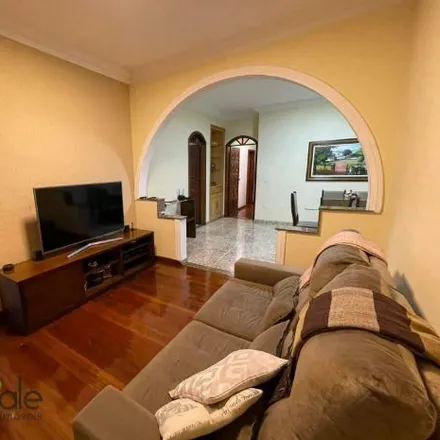 Buy this 4 bed house on Rua Messias Luiz de Freitas in Riacho das Pedras, Contagem - MG