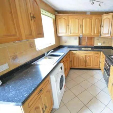 Image 4 - Halstock Crescent, Bournemouth, Christchurch and Poole, BH17 9BB, United Kingdom - House for sale