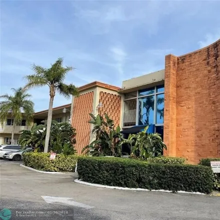 Buy this 1 bed condo on 899 Diplomat Parkway in Golden Isles, Hallandale Beach