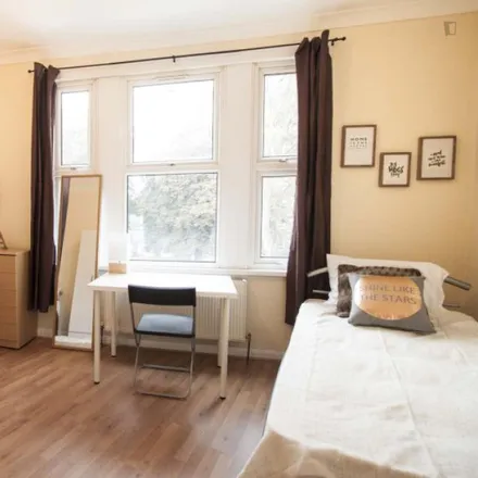 Rent this 5 bed room on 176 Katherine Road in London, E6 1ER