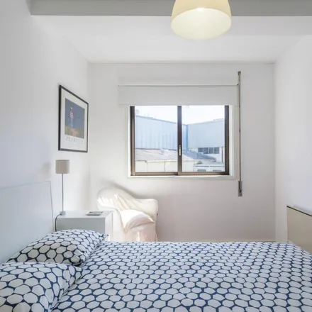 Rent this 1 bed apartment on Rua de António Bessa Leite in 4150-072 Porto, Portugal