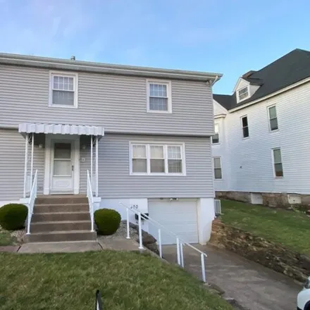 Buy this 4 bed house on Maple Drive in Echo Point, Wheeling