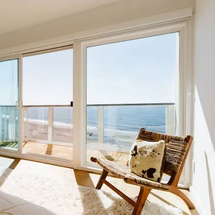 Rent this 4 bed condo on Aptos Beach Drive in Rio del Mar, Santa Cruz County