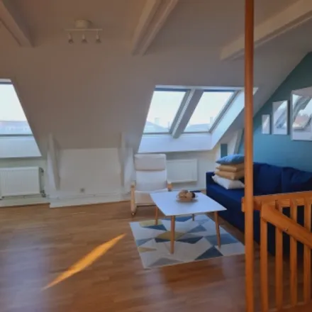 Rent this 3 bed apartment on Arvid Lindmansgatan 7C in 417 26 Gothenburg, Sweden