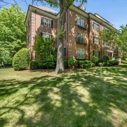 Buy this 2 bed condo on Queens Road in Charlotte, NC 28294