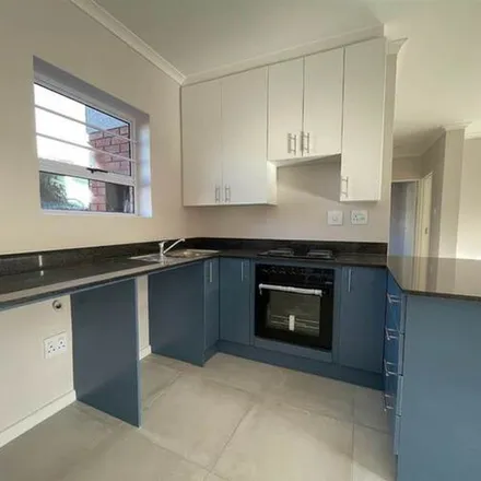 Image 2 - unnamed road, Nelson Mandela Bay Ward 8, Gqeberha, 6070, South Africa - Apartment for rent