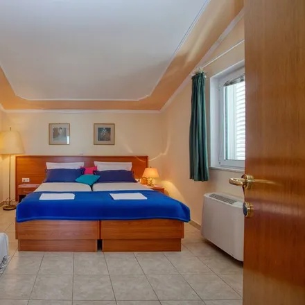 Image 1 - Šibenik, Šibenik-Knin County, Croatia - Apartment for rent