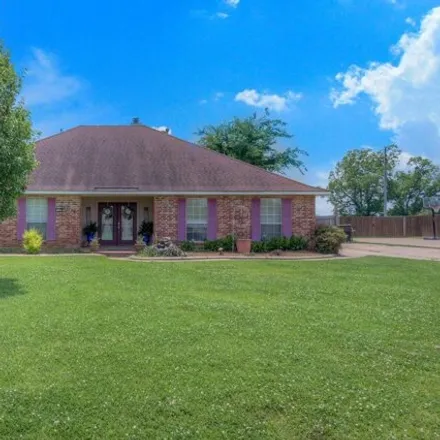 Buy this 3 bed house on 254 Sunflower Road in Bossier City, LA 71112