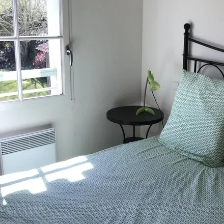 Rent this 4 bed house on 85220 L'Aiguillon-sur-Vie