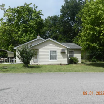 Image 1 - 168 Monroe Street, Dyer, Gibson County, TN 38330, USA - House for sale