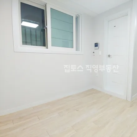 Rent this studio apartment on 서울특별시 도봉구 도봉동 597-38