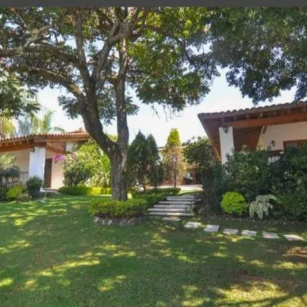 Buy this 6 bed house on Calzada de los Estrada in 62290 Cuernavaca, MOR