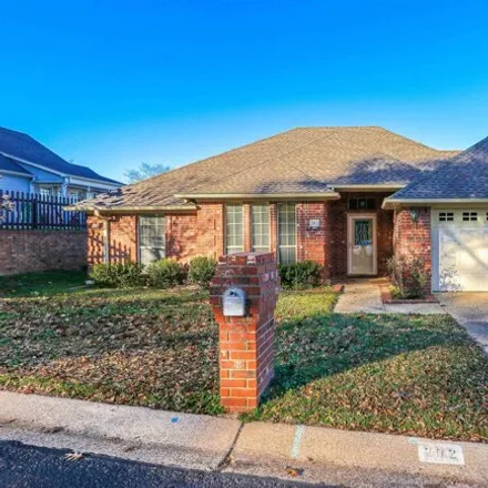 Buy this 3 bed house on 202 Lansdowne Terrace in Tyler, TX 75703