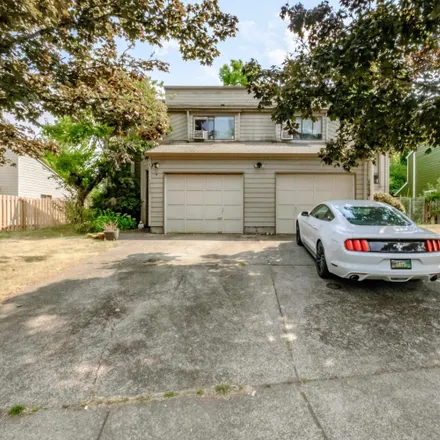 Buy this 3 bed house on 3013 Northwest Grant Place in Corvallis, OR 97330