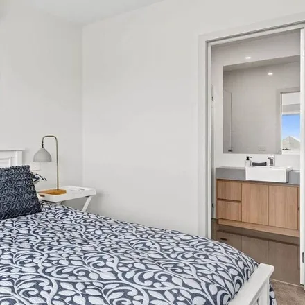 Image 7 - Ocean Grove VIC 3226, Australia - Apartment for rent