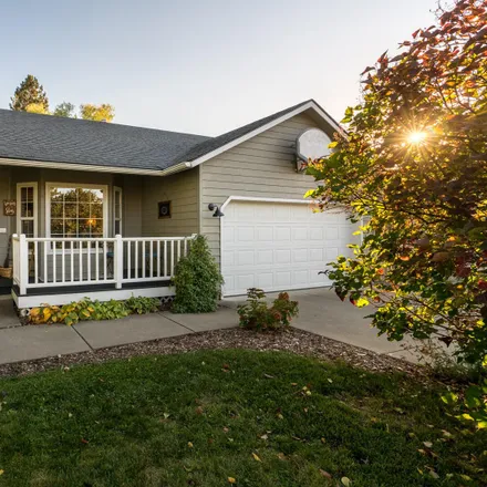 Buy this 3 bed house on 1134 Tanager Avenue in Hayden, ID 83835