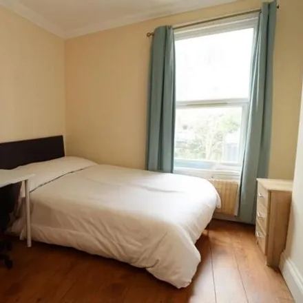 Rent this studio house on 597 Manchester Road in Canary Wharf, London
