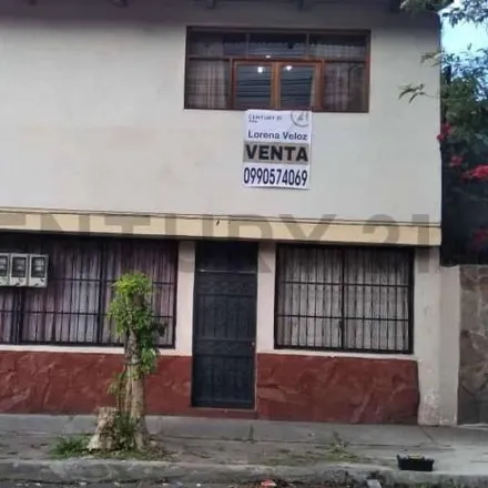 Image 2 - Abarrotes Paty, Avenida Teniente Hugo Ortiz, 170248, Quito, Ecuador - House for sale