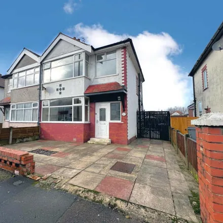 Buy this 3 bed duplex on Neville Avenue in Blackpool, FY5 3BG