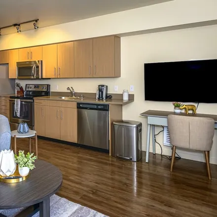 Image 1 - Tacoma, WA, 98402 - Apartment for rent