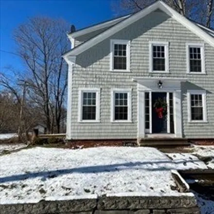 Rent this 3 bed house on 30 Court Street in Groton, Middlesex County