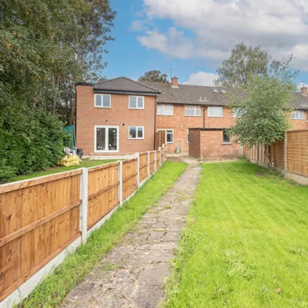 Buy this 3 bed townhouse on Ennerdale Close in Cell Barnes Lane, St Albans
