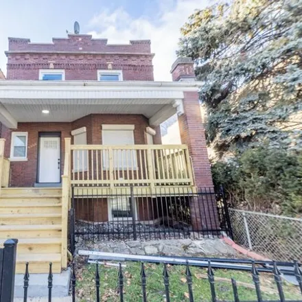 Buy this 3 bed house on 6954 South Eberhart Avenue in Chicago, IL 60619