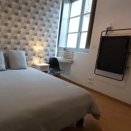 Rent this 4 bed apartment on 12200 Villefranche-de-Rouergue