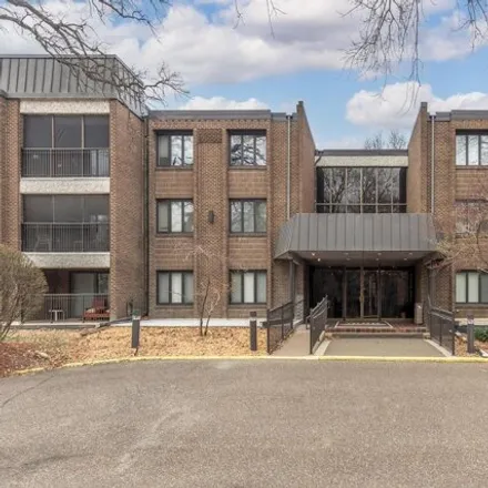 Buy this 2 bed condo on unnamed road in Minnetonka, MN 55305