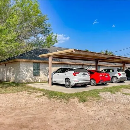 Image 4 - 345 North Old el Sauz Road, San Jose Colonia, Rio Grande City, TX 78582, USA - House for sale