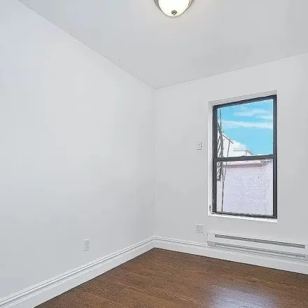 Rent this 2 bed apartment on East Houston Street in New York, NY 10002