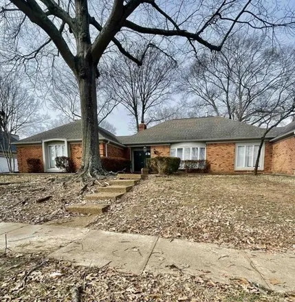 Buy this 5 bed house on 85 South Walnut Bend Road in Memphis, TN 38018