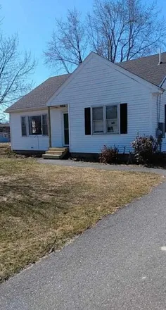 Buy this 4 bed house on 206 Northern Avenue in Farmingdale, Kennebec County