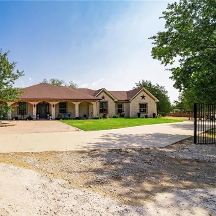 Buy this 3 bed house on County Road 301 in Terrell, TX 75160