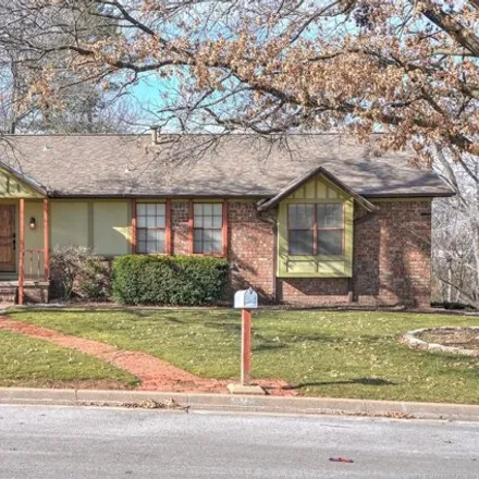 Buy this 3 bed house on 1352 North Ash Avenue in Broken Arrow, OK 74012