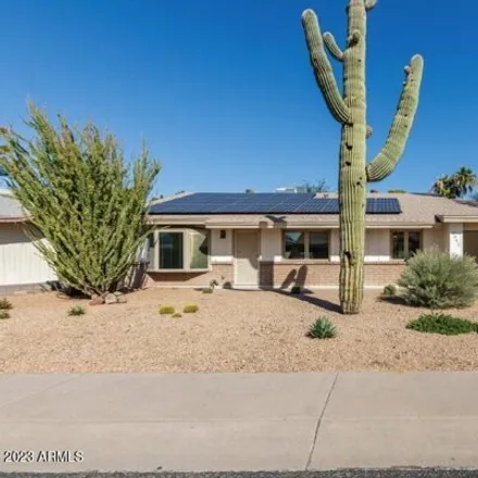 Rent this 3 bed house on 3002 West Villa Rita Drive in Phoenix, AZ 85053